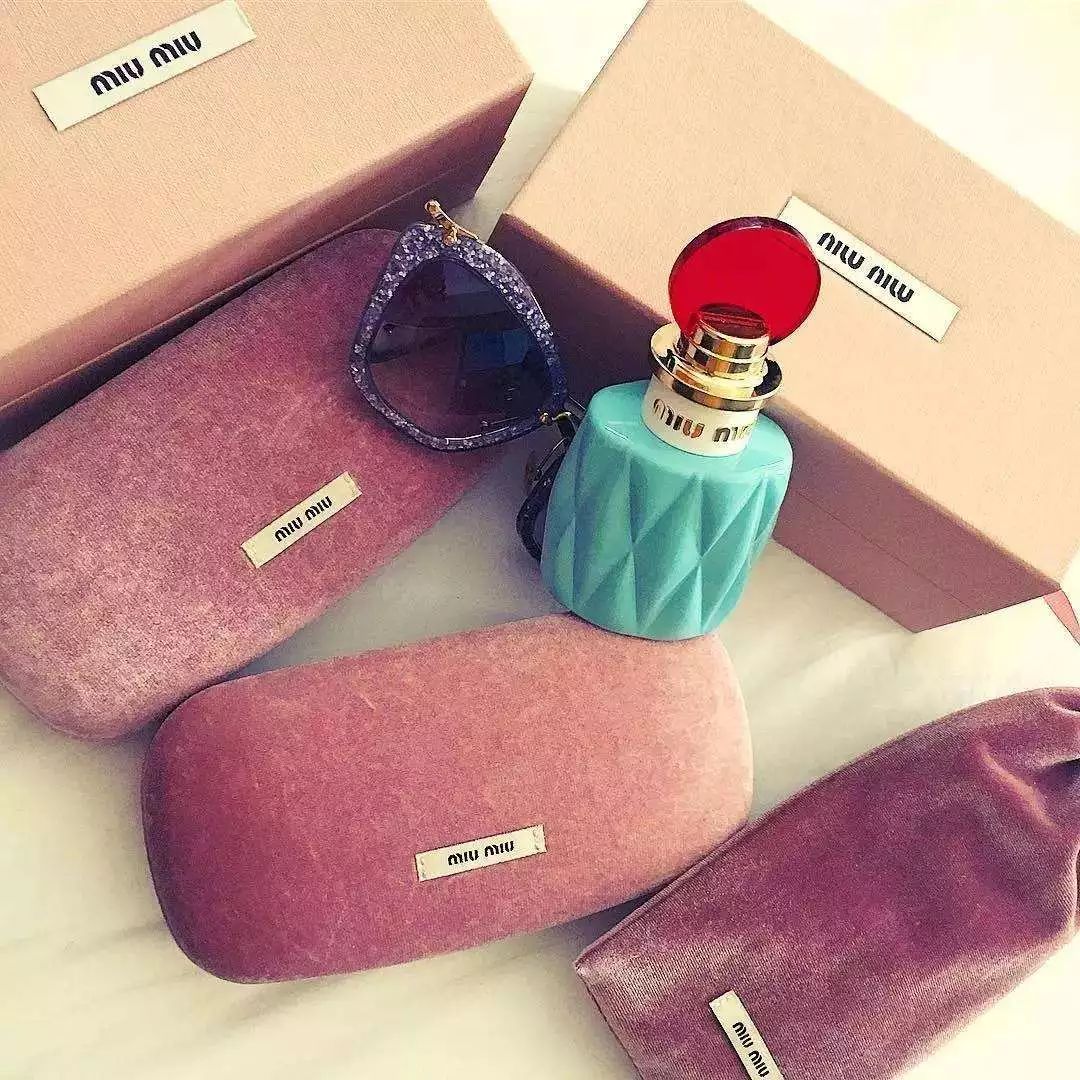 你身上有她的香水味，闻起来没有我的贵｜写给香水小白的入门秘籍