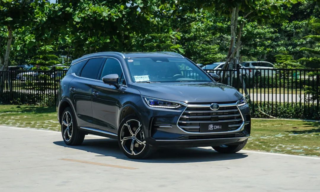 比亚迪唐dmi和本田奥德赛哪个省油,比亚迪唐dmi跑长途感受
