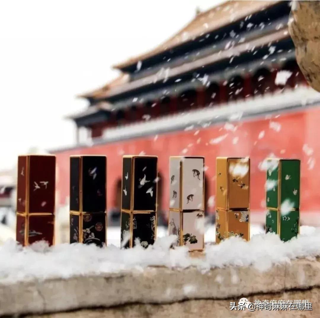 一天卖断80000支,仙到极致的故宫口红