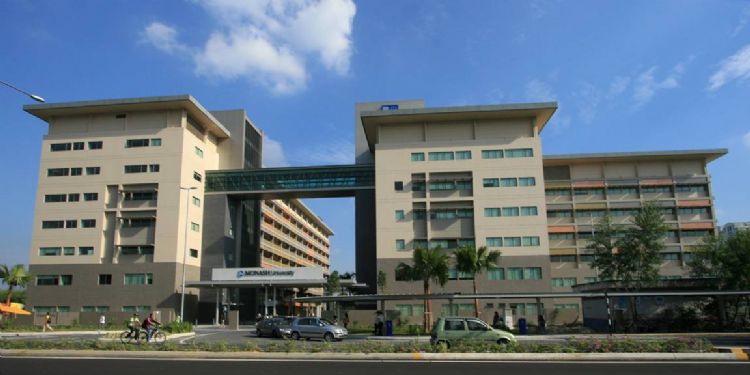 莫纳什大学是一所怎样的大学,莫纳什大学和墨尔本大学