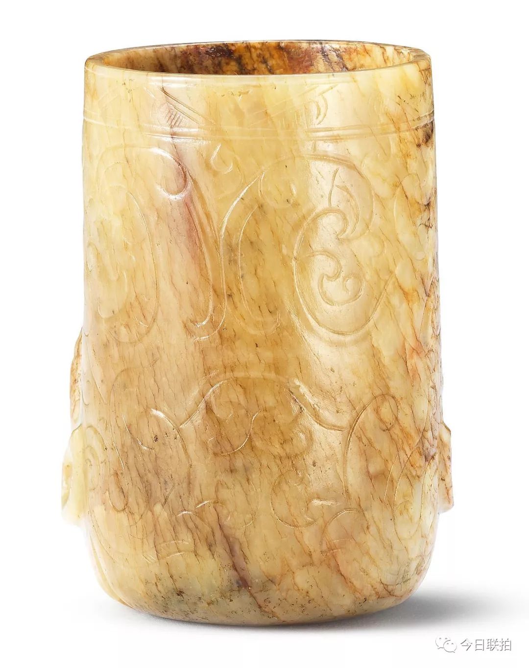 一只白玉小熊卖了670万，人家靠的是颜值！