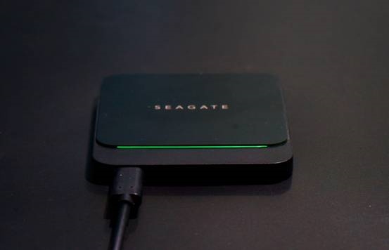 希捷飞翼和酷鱼飞翼区别,希捷酷鱼飞翼新旧对比