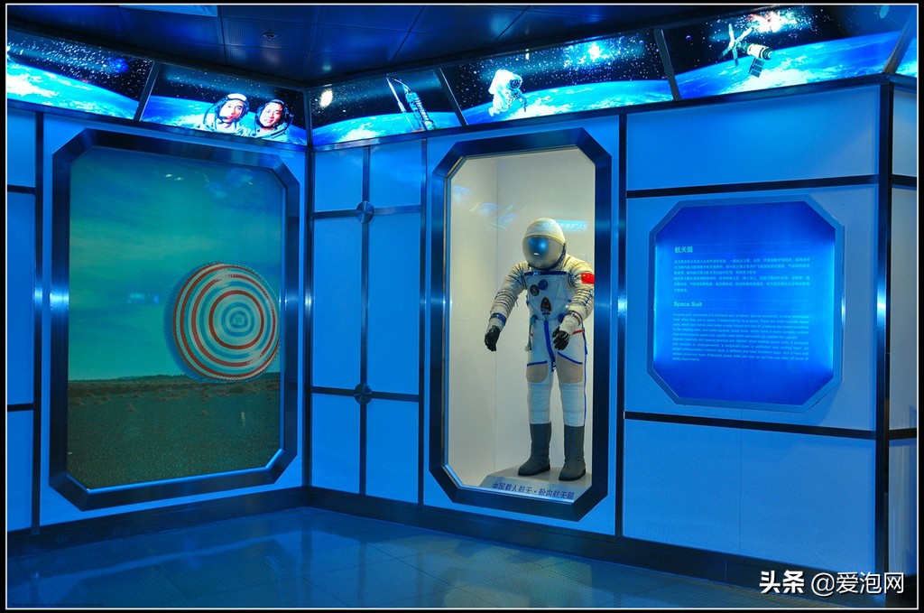 上海天文馆和科技馆哪个更值得去,上海自然博物馆和科技馆哪个好玩