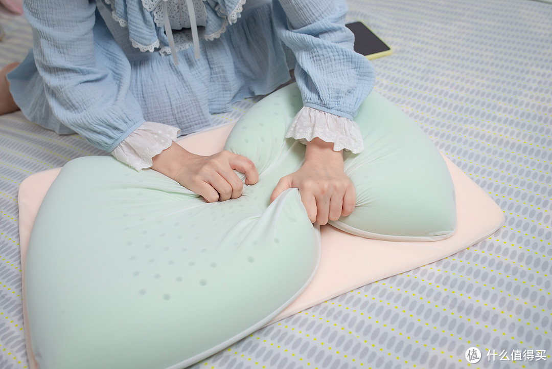 怎么选择适合自己的颈椎枕头,怎么选适合脖子的枕头