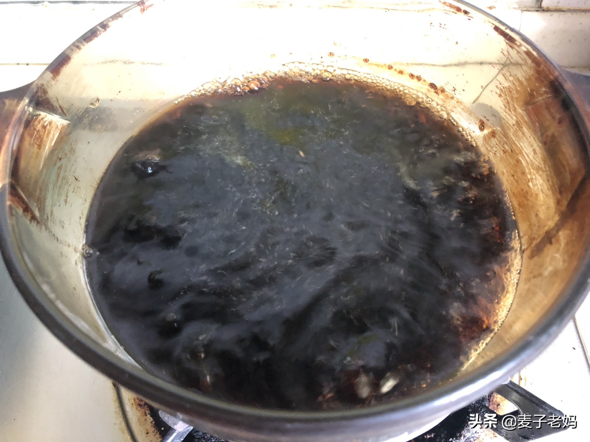 鲜蒜头这样腌一下，酸甜爽脆、生津开胃，放一年都不坏，夏日必备