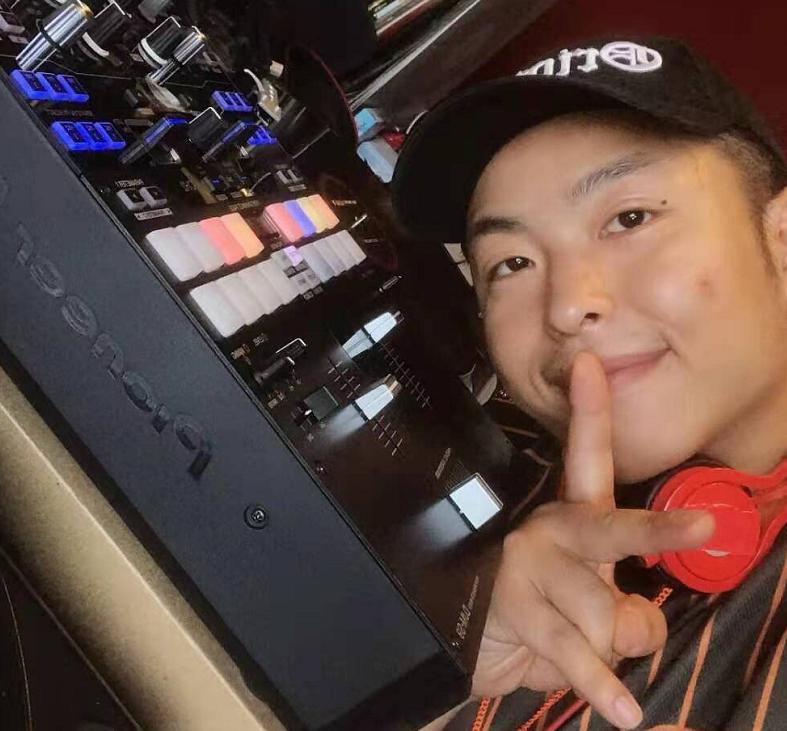 阿龙深藏不露,dj阿龙这就是街舞2