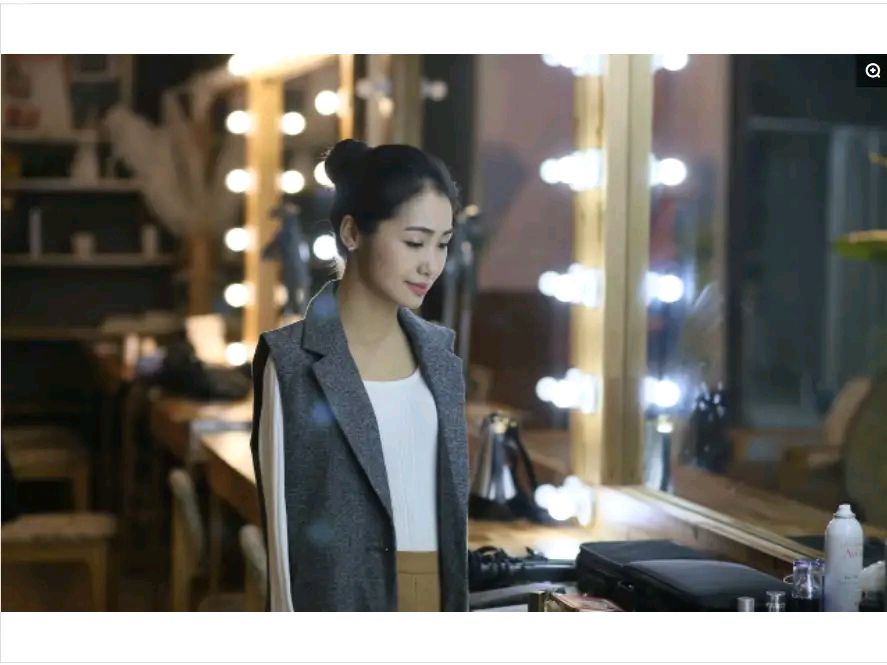 断臂女孩用脚绣花抖音号,用脚刺绣的女孩