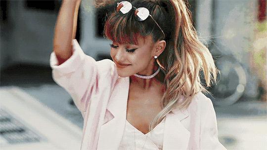 六款小众香水让你闻起来特别贵,五款好闻炸裂的香水