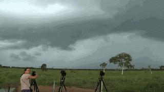 暴雨气象科普讲解,夏季极端天气灾害常识