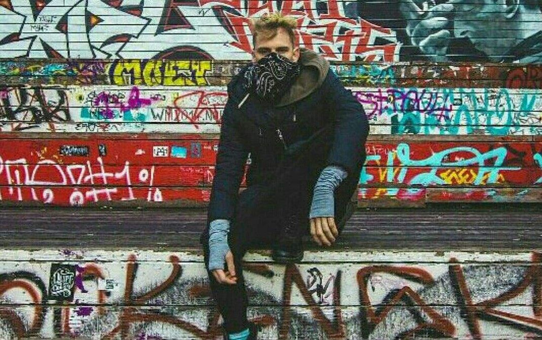 jonyj和光光到底怎么回事,光光和jonyj谁更厉害