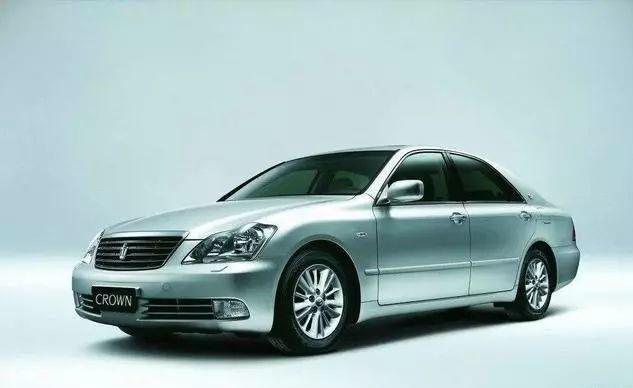 toyotacrown皇冠,1999年丰田皇冠crown