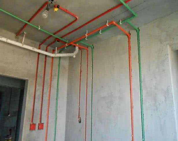 云苏揭秘装修公司的敛财套路——水电增项之水管篇