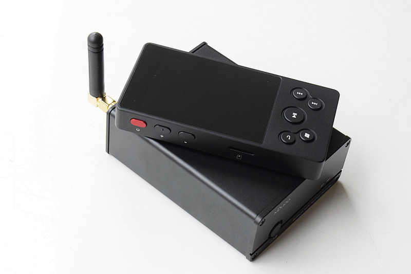 还在为老式音箱的蓝牙*放播**烦恼？不妨试下这款秒变无线的蓝牙转盘