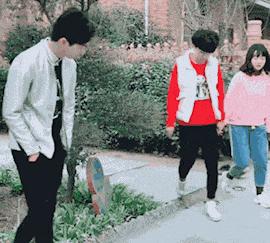 想知道上面的这个洞洞是用来干什么的？