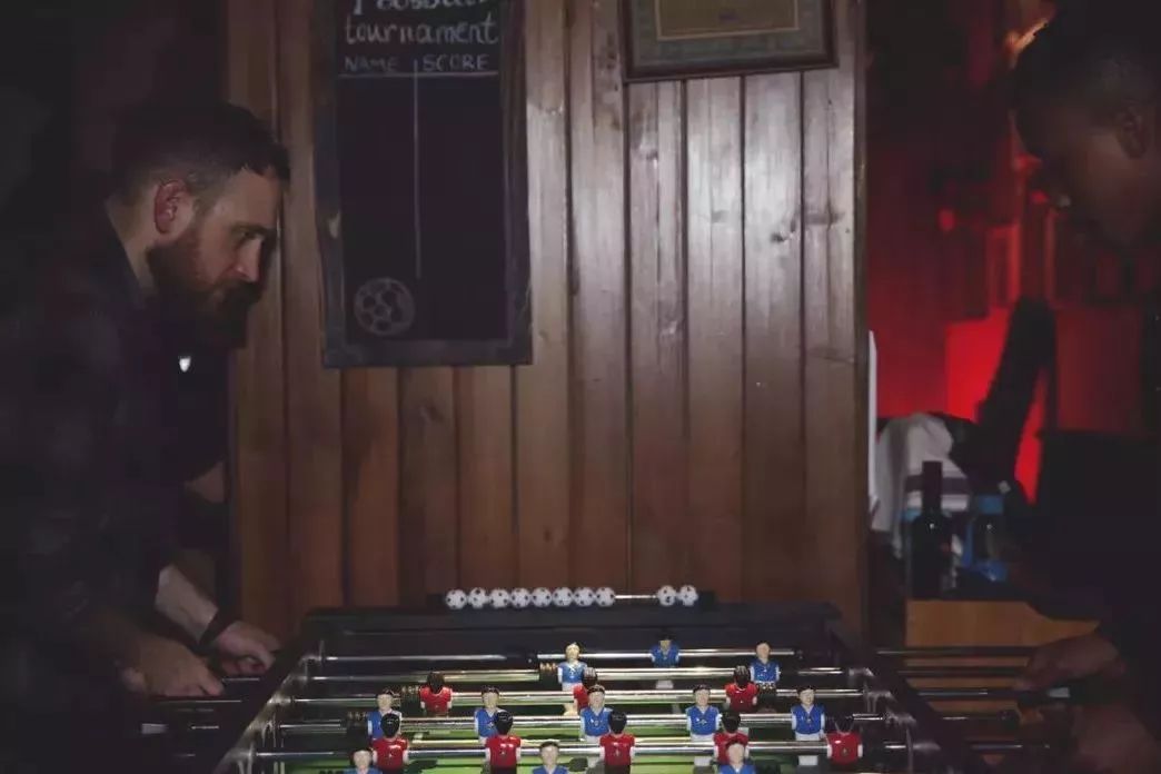 海口小众酒吧指南|放下手机,跟我喝酒去