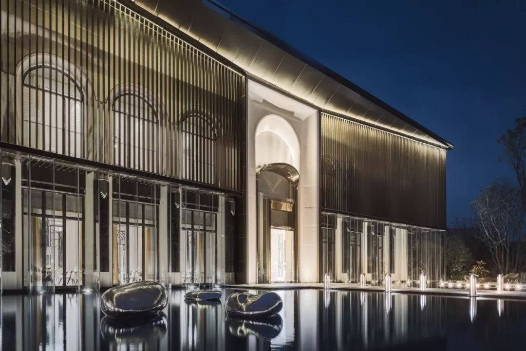 于山城邂逅一场摩登浪漫|重庆中海·天钻