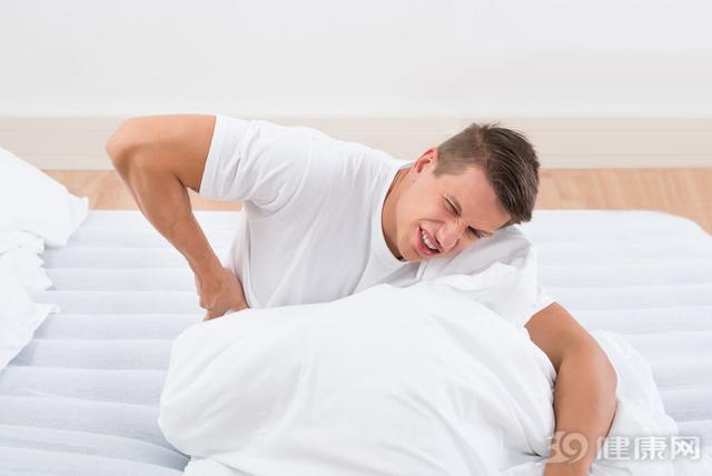 年纪轻轻为啥得风湿病,从小就有风湿病正常吗