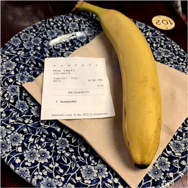 点根香蕉就犯法！英国小伙酒吧为黑人买水果，被判种族仇恨还罚款