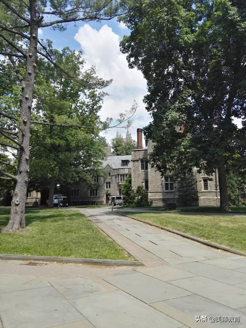 如何评价亚利桑那大学？