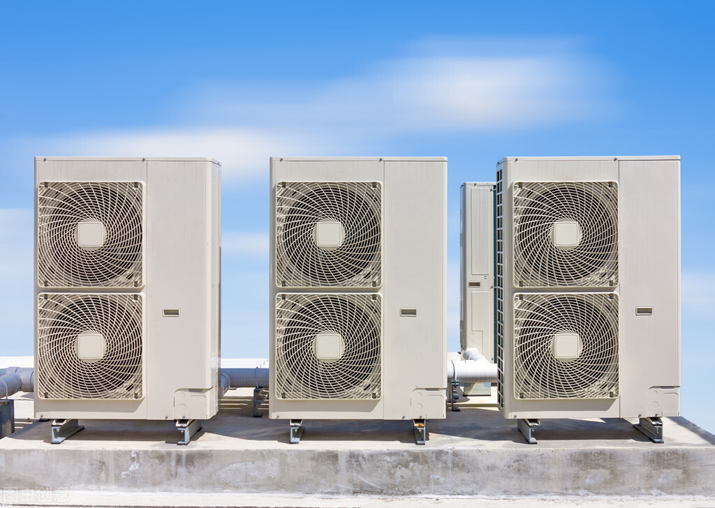 空调风扇一转就停是怎么回事,空调风扇转一会就停压缩机不转