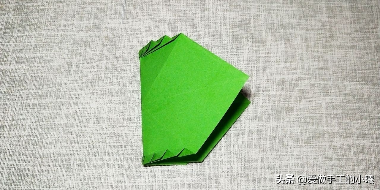 折纸树叶书签制作方法,折纸教程可爱小书签