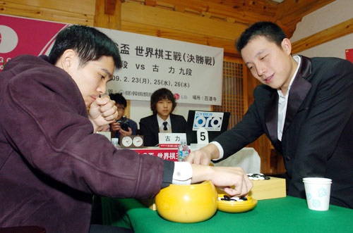 中韩对抗夺得首胜,中韩对决中国总冠军