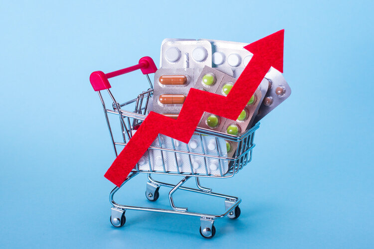 没钱买靶向药,靶向药仿制药和正版药效果一样吗