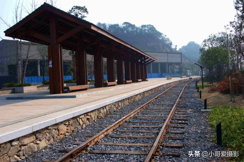 旅游打卡拍照,长沙旅游拍照姿势大全