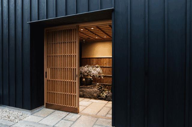 在上海最高的餐厅吃饭需要多少钱,上海最贵的餐厅吃一顿花多少