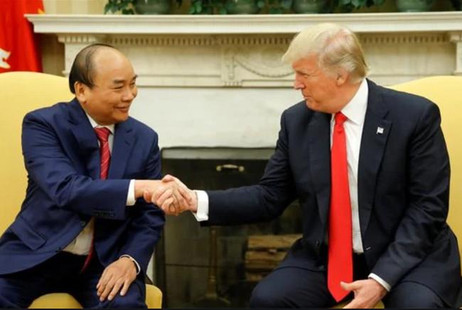 “笑面虎”阮春福,美国杀母之仇不共戴天,为何还能笑对美国?