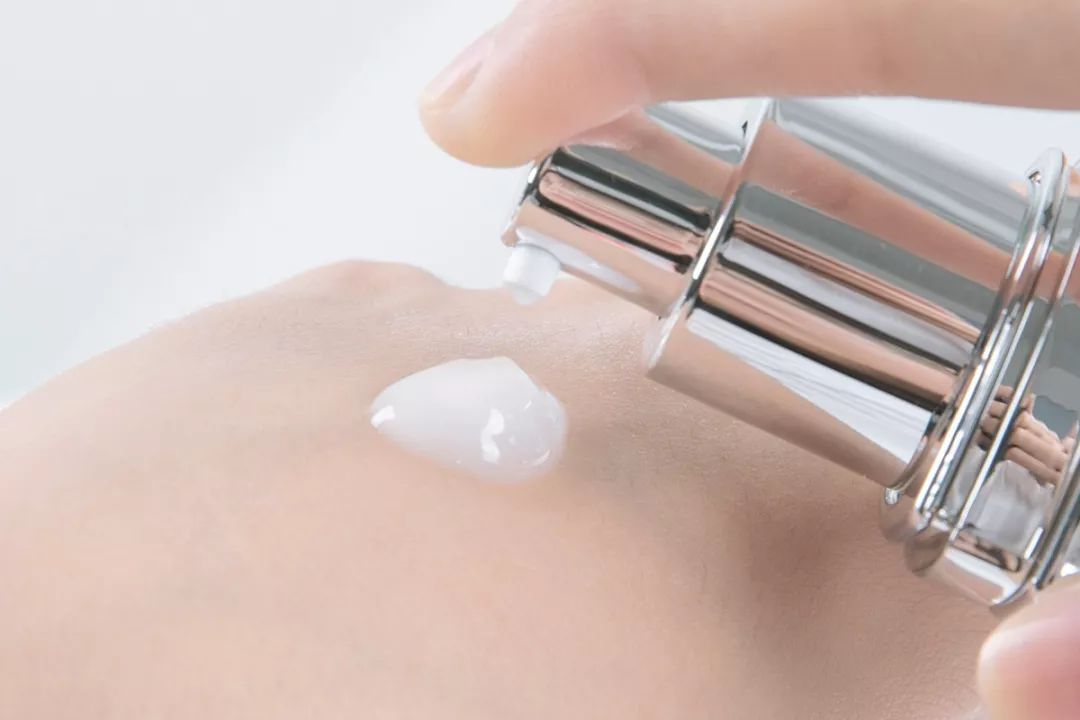 张天爱视频用的保养护肤面霜,张天爱作息曝光视频