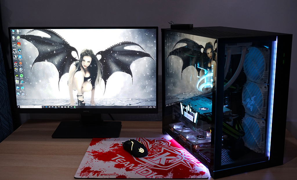 rtx2080名人堂10周年,黑白拼色主机