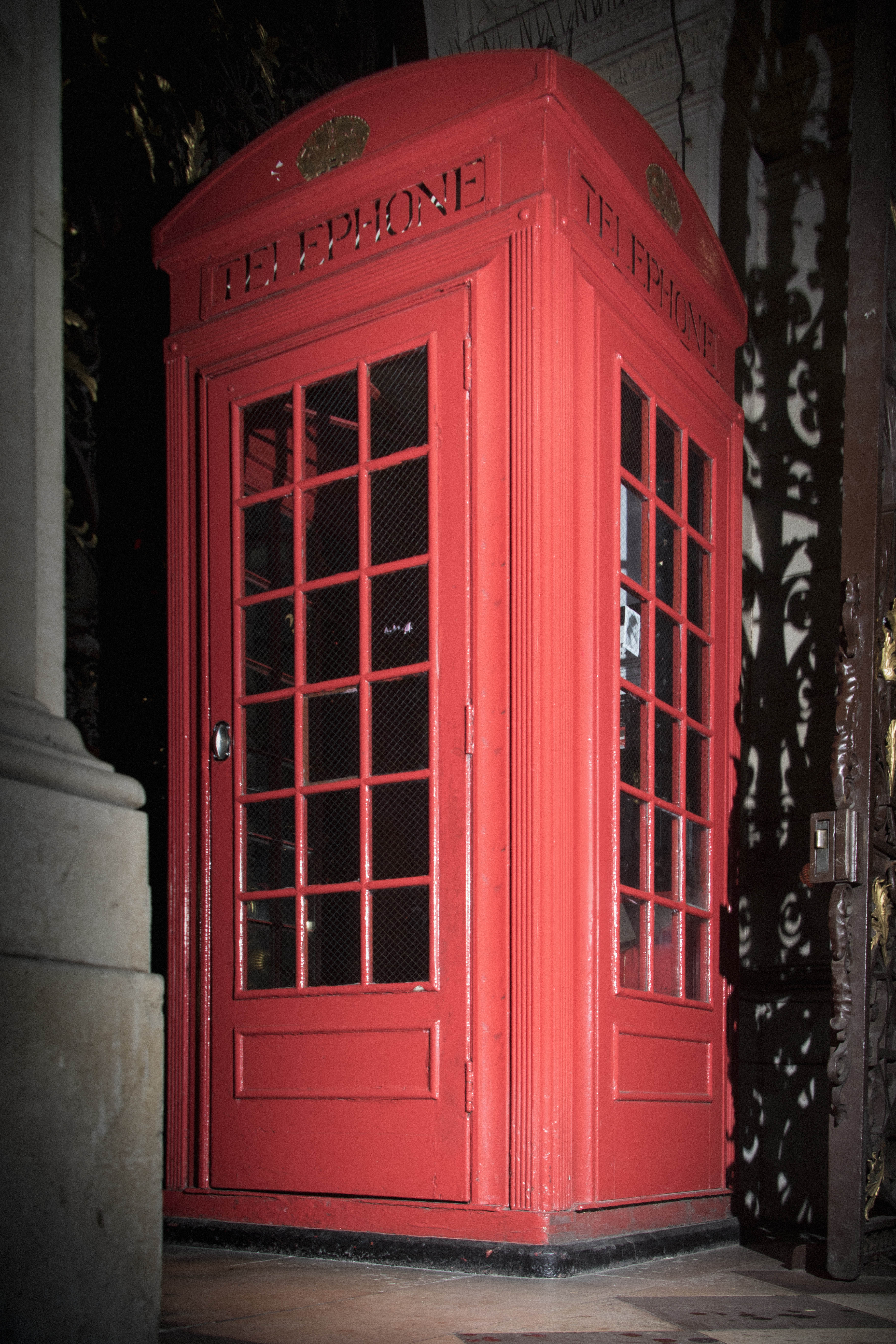 英国电话亭英语介绍,英国电话亭的英文视频