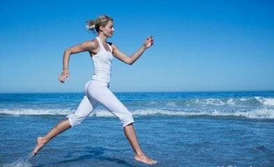 跑步减肥要坚持多久才能见到效果,每天坚持跑步但减不了肥怎么办