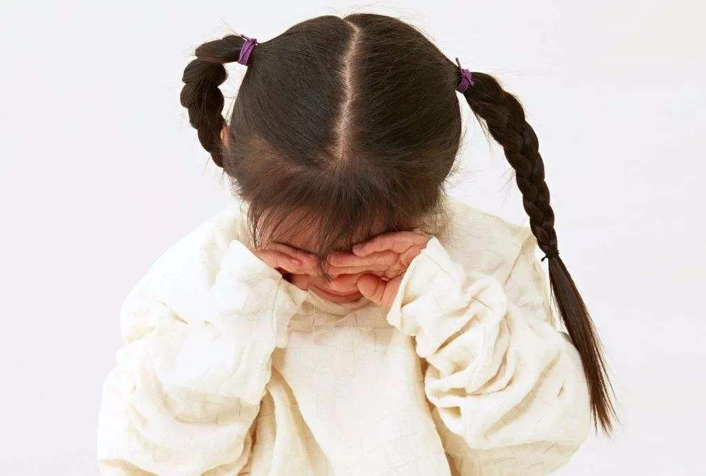 你弱你有理？教会孩子如何拒绝“道德绑架”很重要，家长别忽略