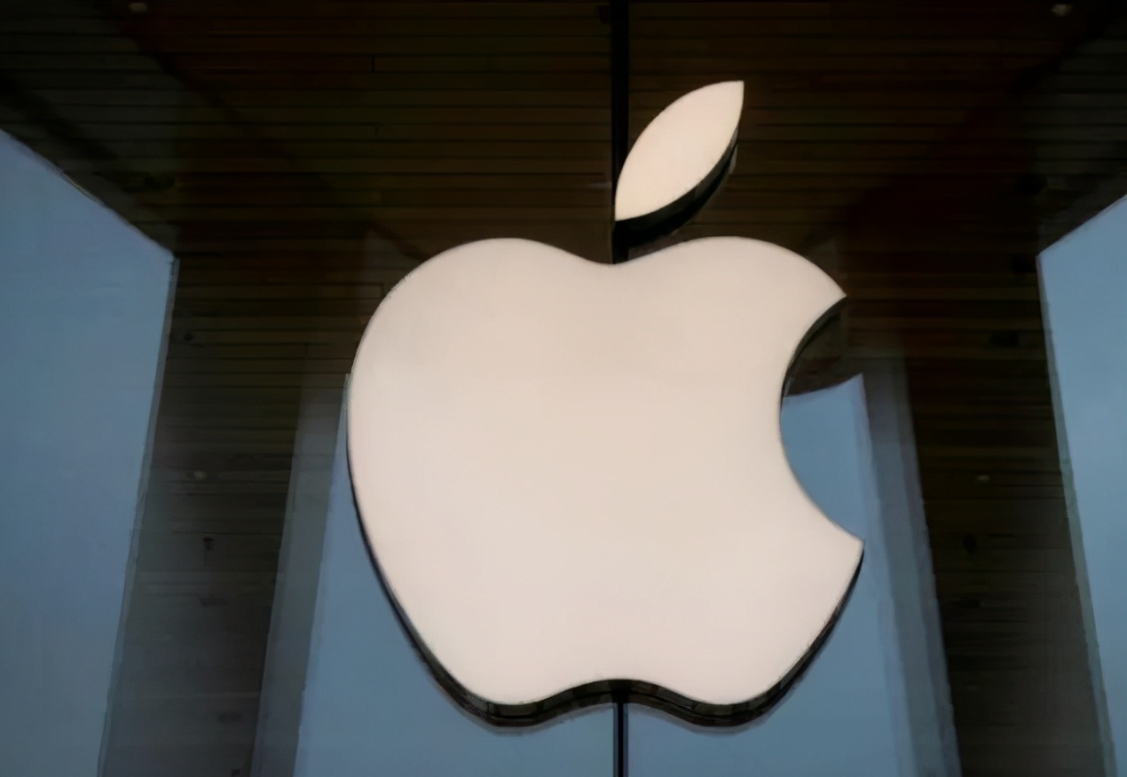 「12.2新闻速递」浸大学生会会长方仲贤被捕;《我和僵尸有个约会》重启;澳门11月*彩博**收入下挫七成