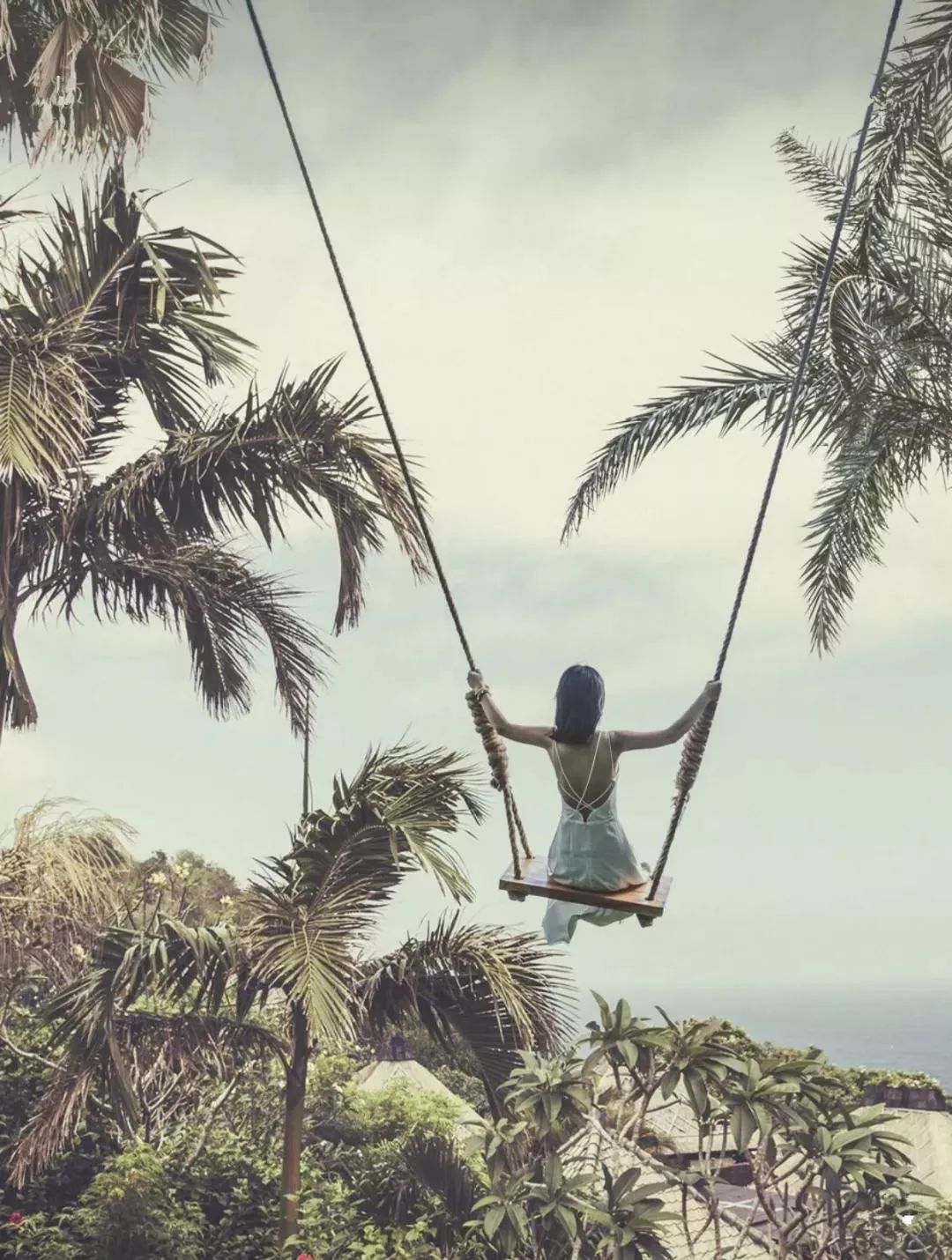 巴厘岛大秋千值得去吗,巴厘岛网红秋千值得去吗