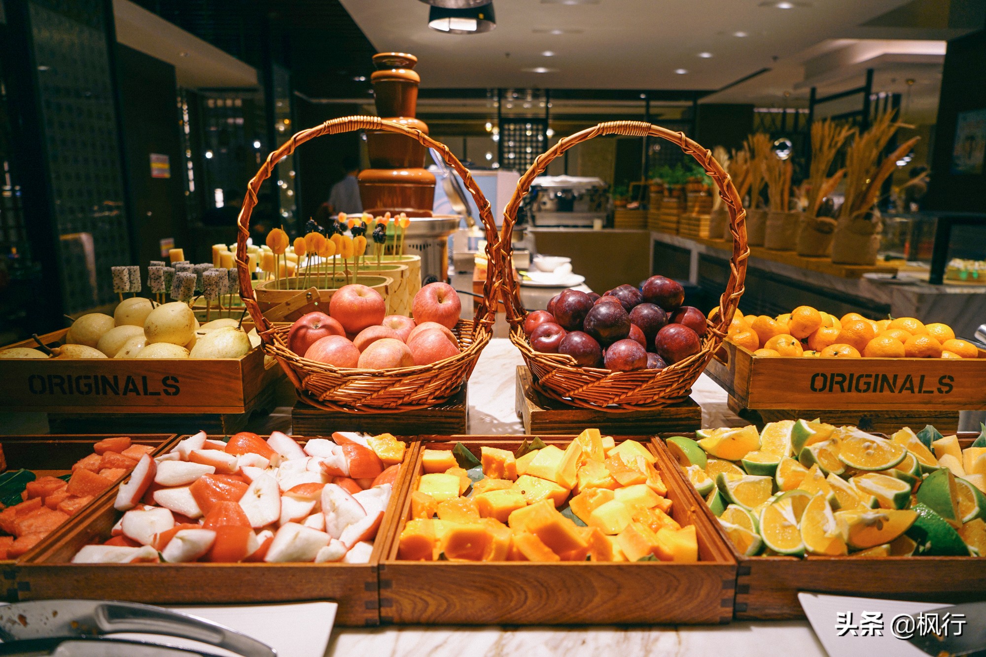 被猴子袭击，门票昂贵，拍照被轰，被我全程吐槽的三亚到底值不值