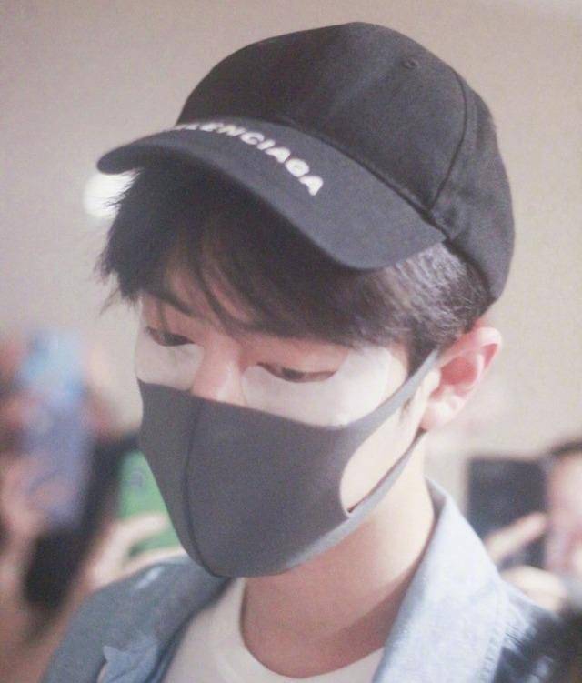 眼霜到底是鸡肋吗,眼霜副作用大吗