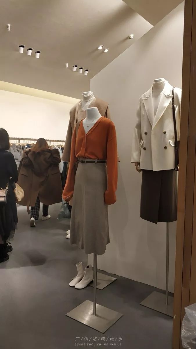 韩国东大门服装批发有几个大楼,广州韩国东大门服装批发拿货