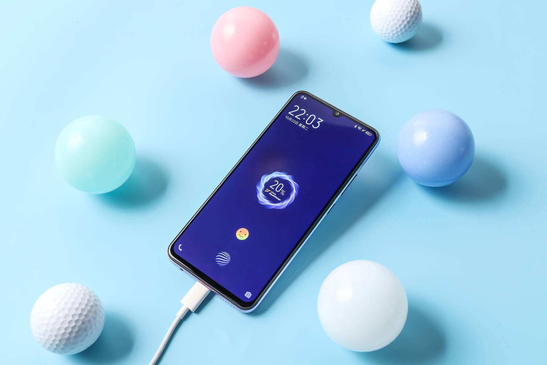 iqooneo855版与标准版外观细节,iqooneo855版和竞赛版谁更值得买