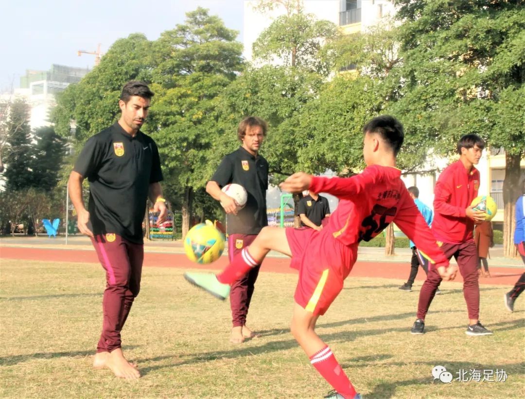 与世界球星同行,2024年北海青少年足球赛事