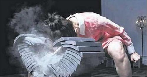 头顶击高球教学羽毛球,头顶击高远球动作