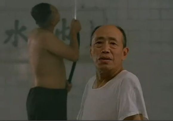 把“洗澡”演出味儿来,这三个大老爷们是怎么做到的?