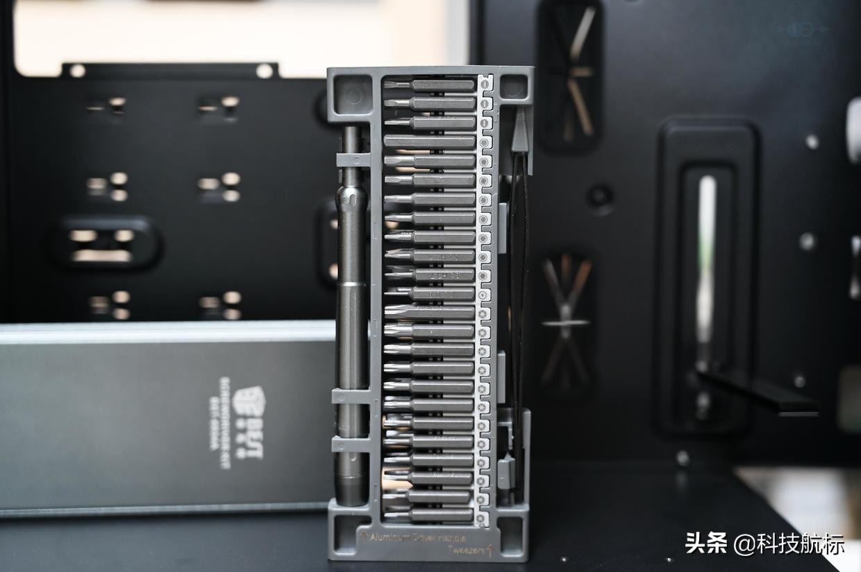 耐用小螺丝刀推荐哪款好用,倍思特十合一螺丝刀