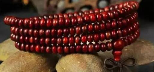 小叶紫檀手串哪种值得收藏,小叶紫檀手串款式推荐