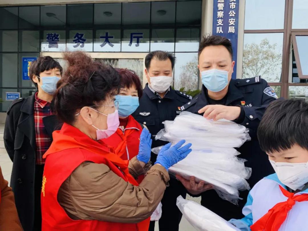 抗疫爱心志愿者,抗疫优秀志愿者表彰活动