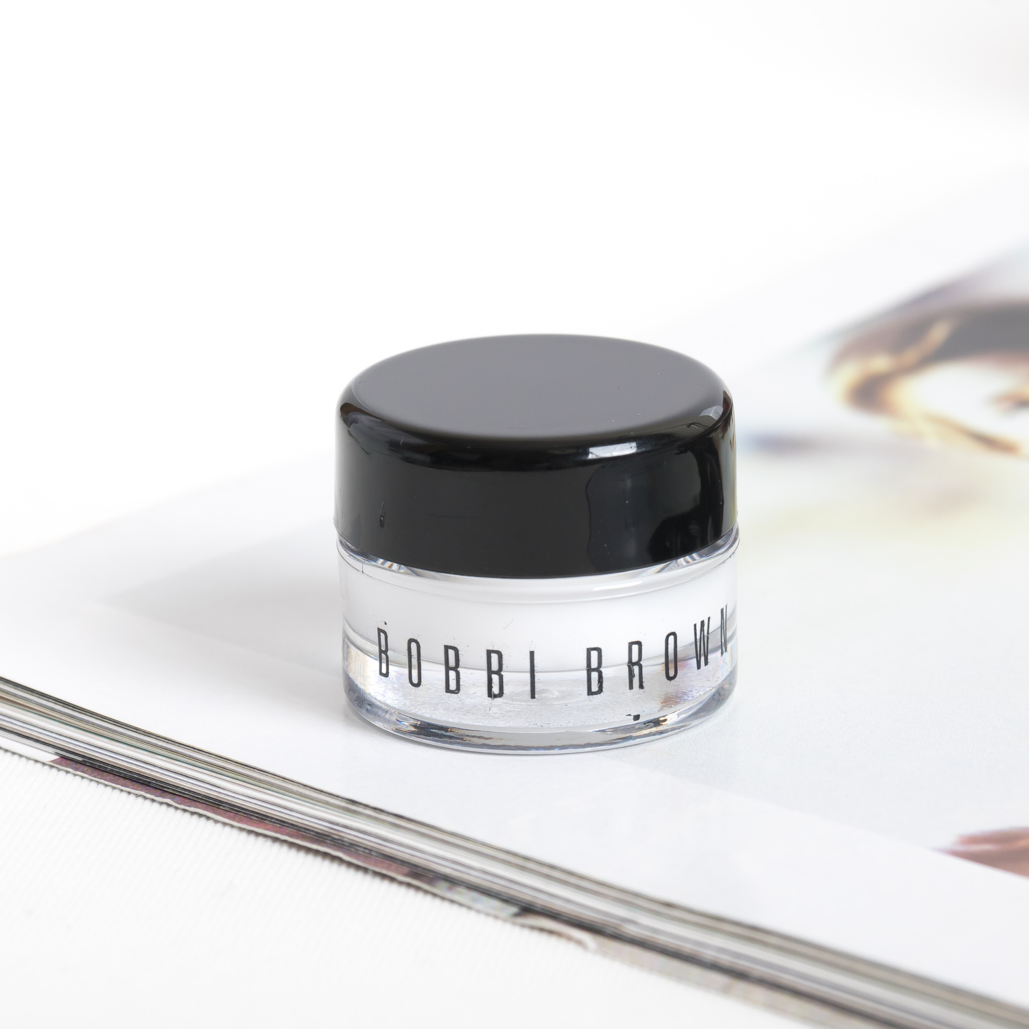 保湿眼霜排名十大公认好用的眼霜,最好用的十大眼霜排名国内第一