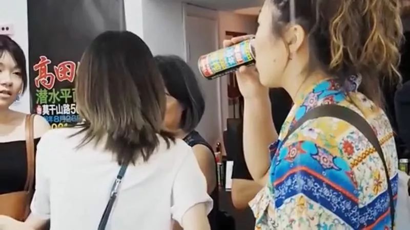 椰树牌椰汁投诉有啥奖励,椰树牌投诉电话是老板电话吗