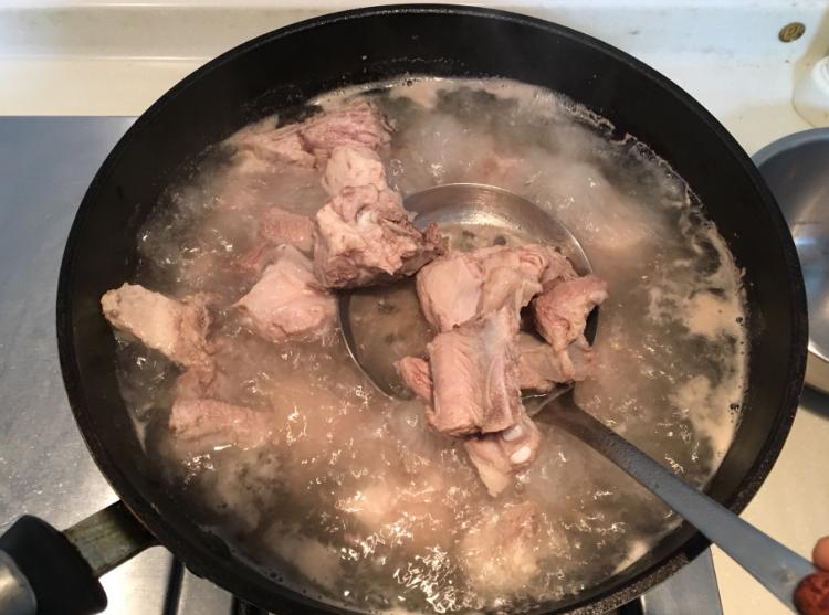 炖排骨配料放多了怎么办,炖排骨汤放什么料好喝